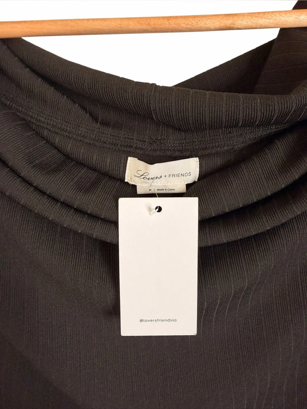 Revolve Lovers and Friends Black Fletcher Top Ribbed Women’s Size Medium NWT - Picture 5 of 11